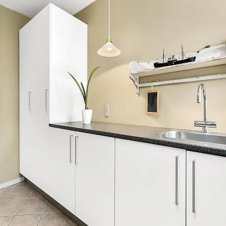 Daire Four-bedroom In Tranekar *